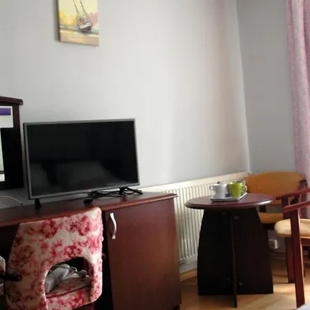 Sloneczne Tarasy بيت ضيافة 3*